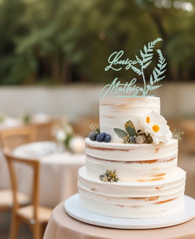 Vue d’ensemble Cake Topper personnalisé avec des noms de fougères et des branches