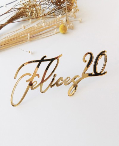 Vue de dessus de la décoration de gâteau avant