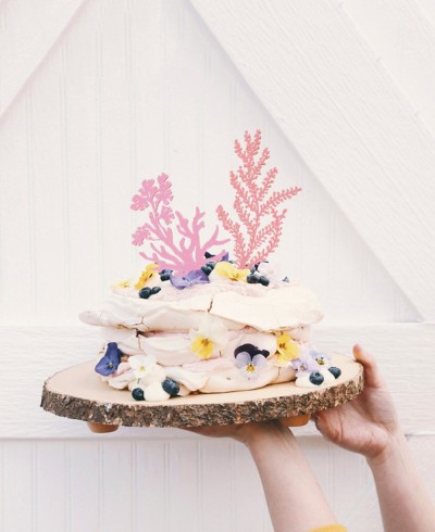 Front view coral reef cake topper