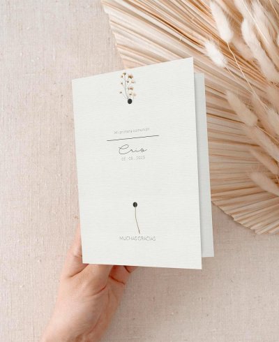 Elegant Communion Reminders with Flower Photos