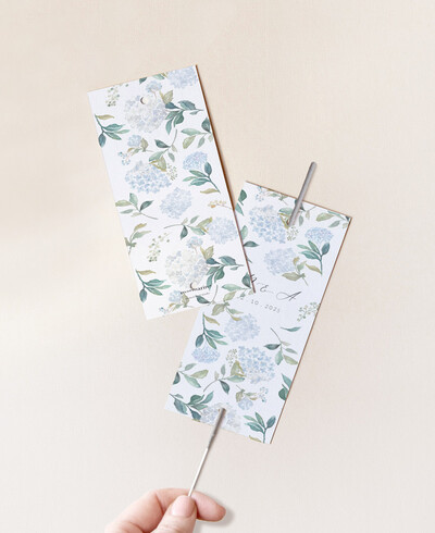 Blue hydrangea wedding flare label