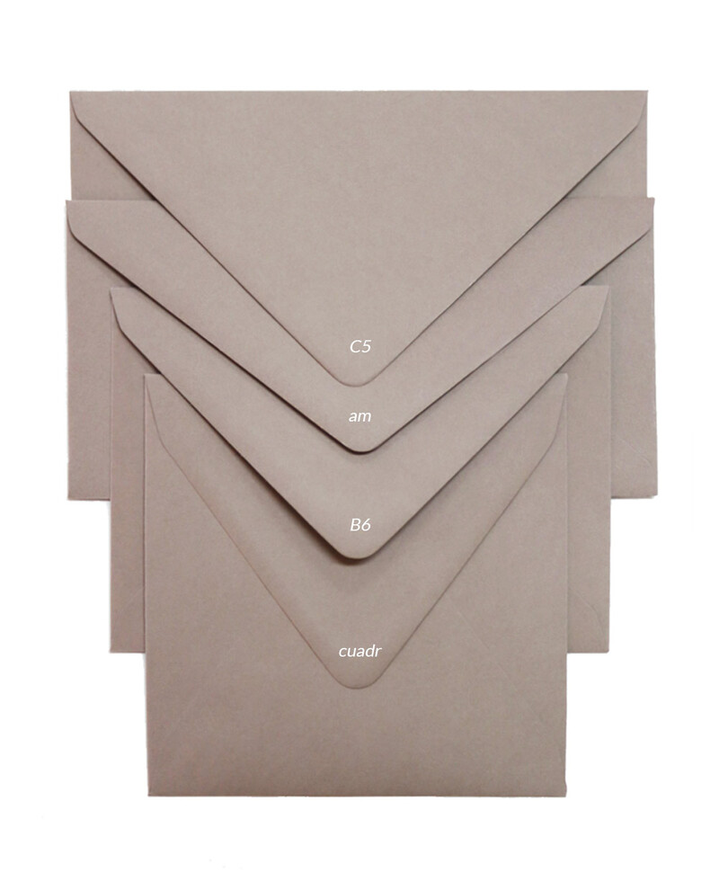 Sobres de colores para invitaciones de boda