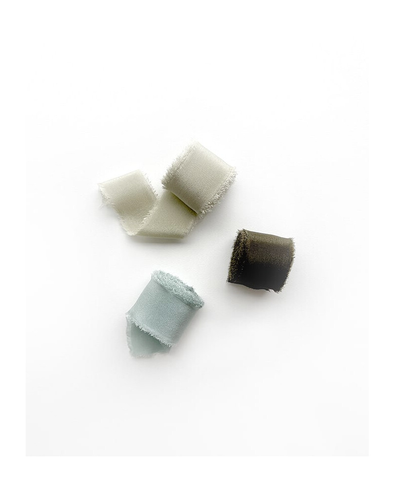 Fitas de seda verdes