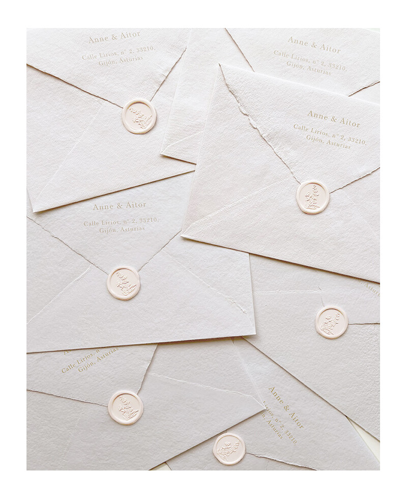 Enveloppes artisanales pour mariages et événements