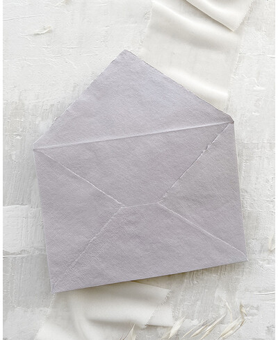 Sobre artesanal exclusivo de color gris arcilla