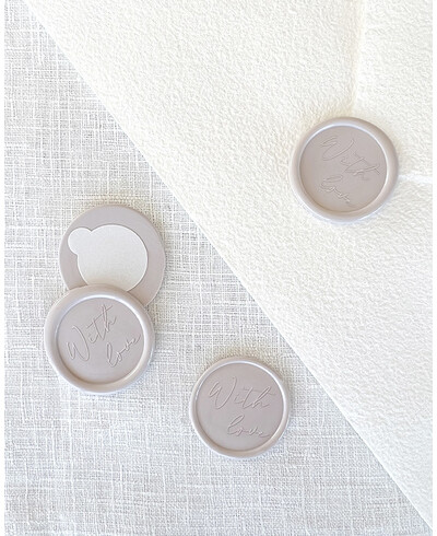 Vorgefertigte Dichtungen mit Aufkleber mit Liebe