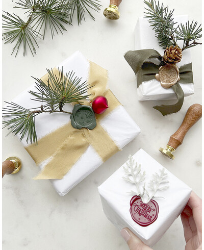 Decoración de navidad con sellos de lacre