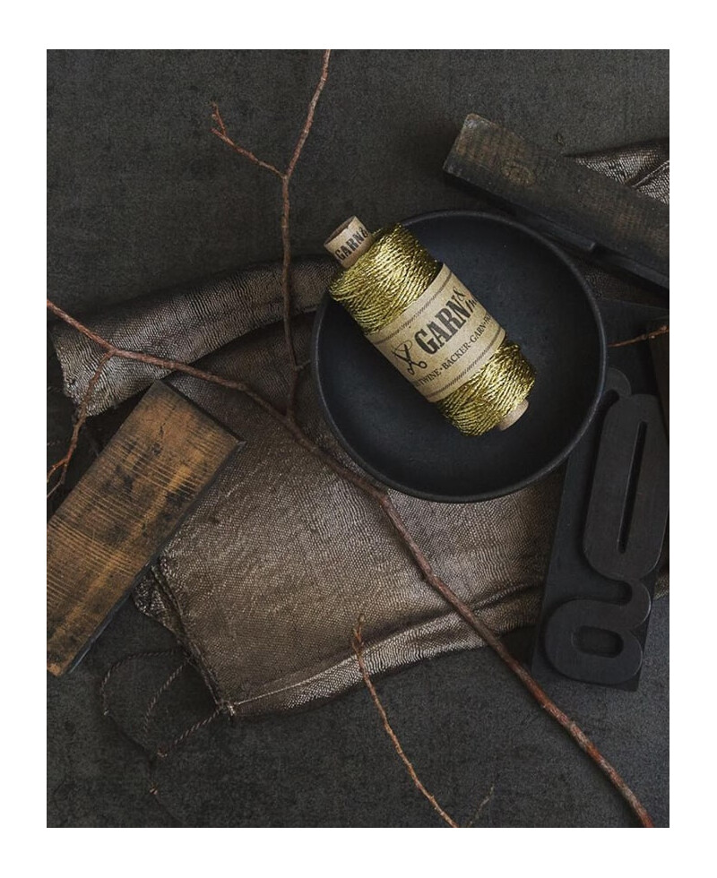 Ficelle dorée pour invitations de mariage