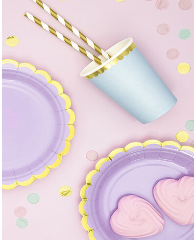 Pajitas de papel color oro y blanco