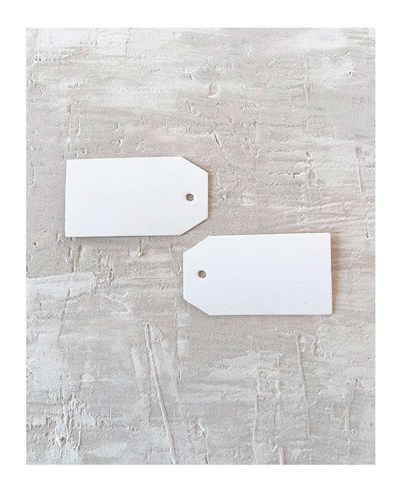 Etiquetas rectangulares blancas con chaflán