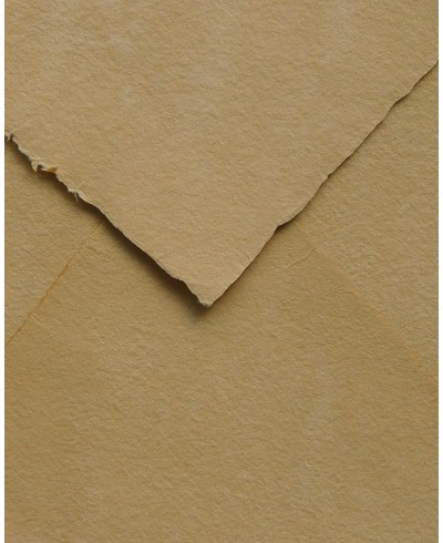 Zoom sobre artesanal marrón camel